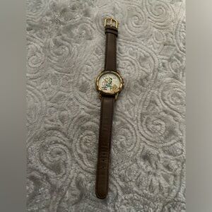 Disney on tour jal watch